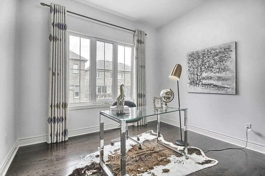 63, Ken Sinclair, Aurora Estates, Aurora