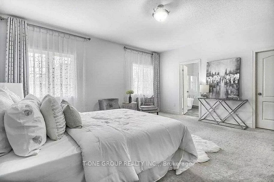 63, Ken Sinclair, Aurora Estates, Aurora