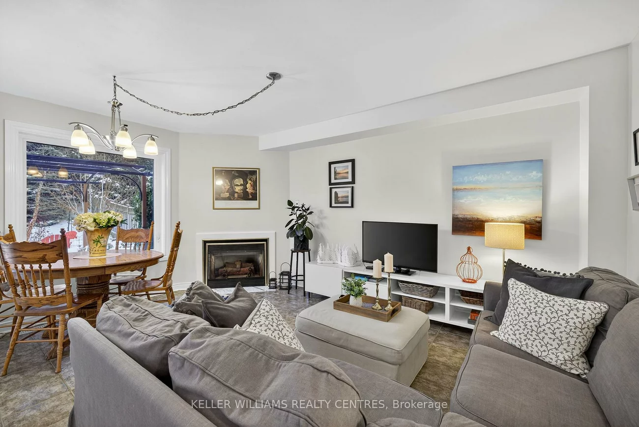 84, Loraview, Aurora Highlands, Aurora