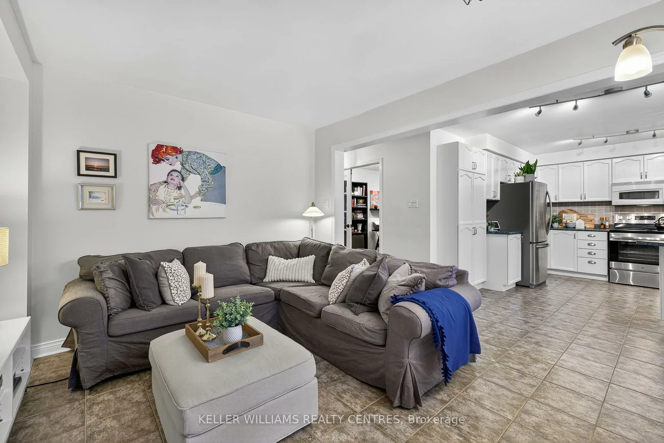 84, Loraview, Aurora Highlands, Aurora