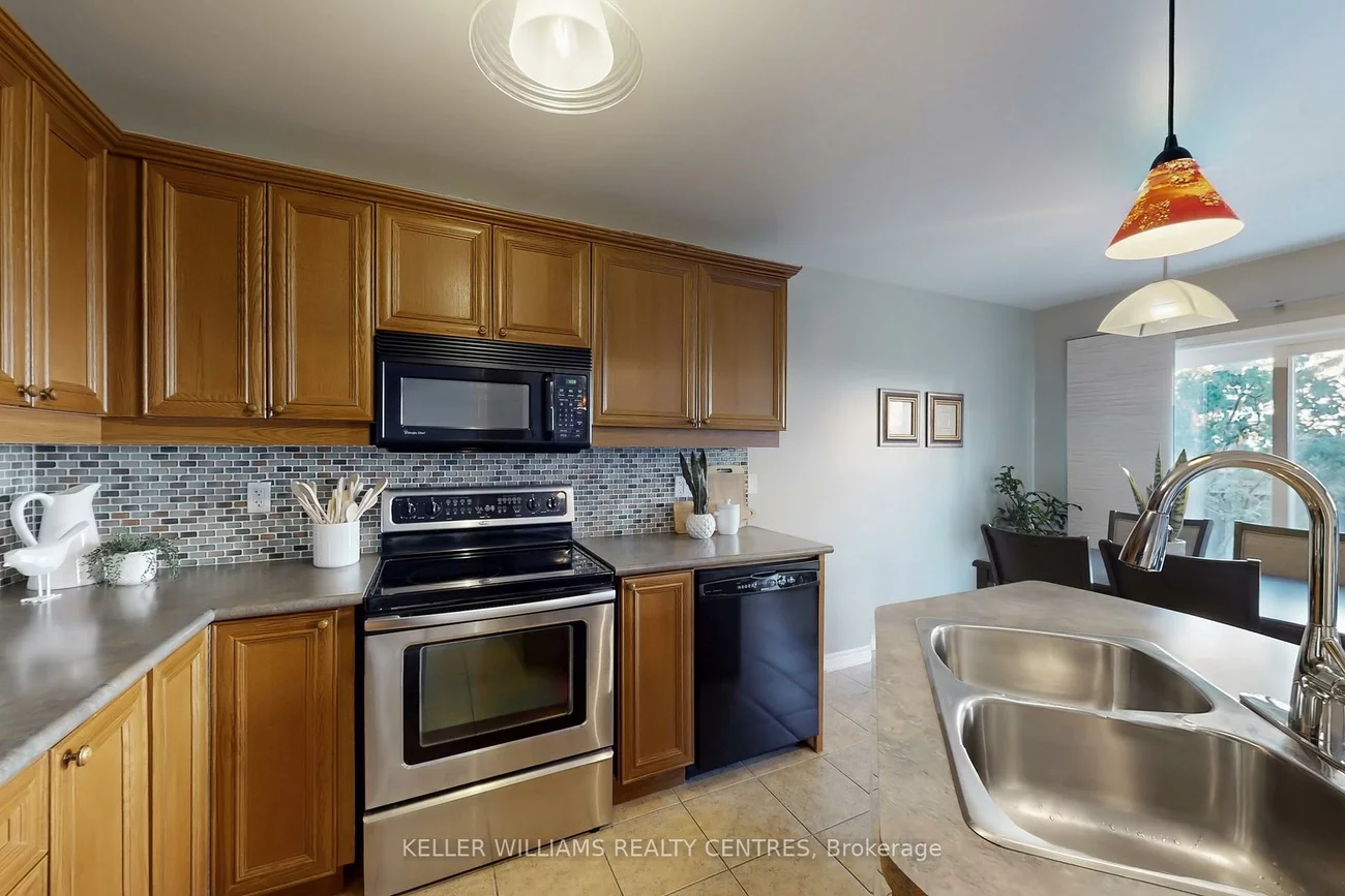 93, Barr, Bayview Northeast, Aurora