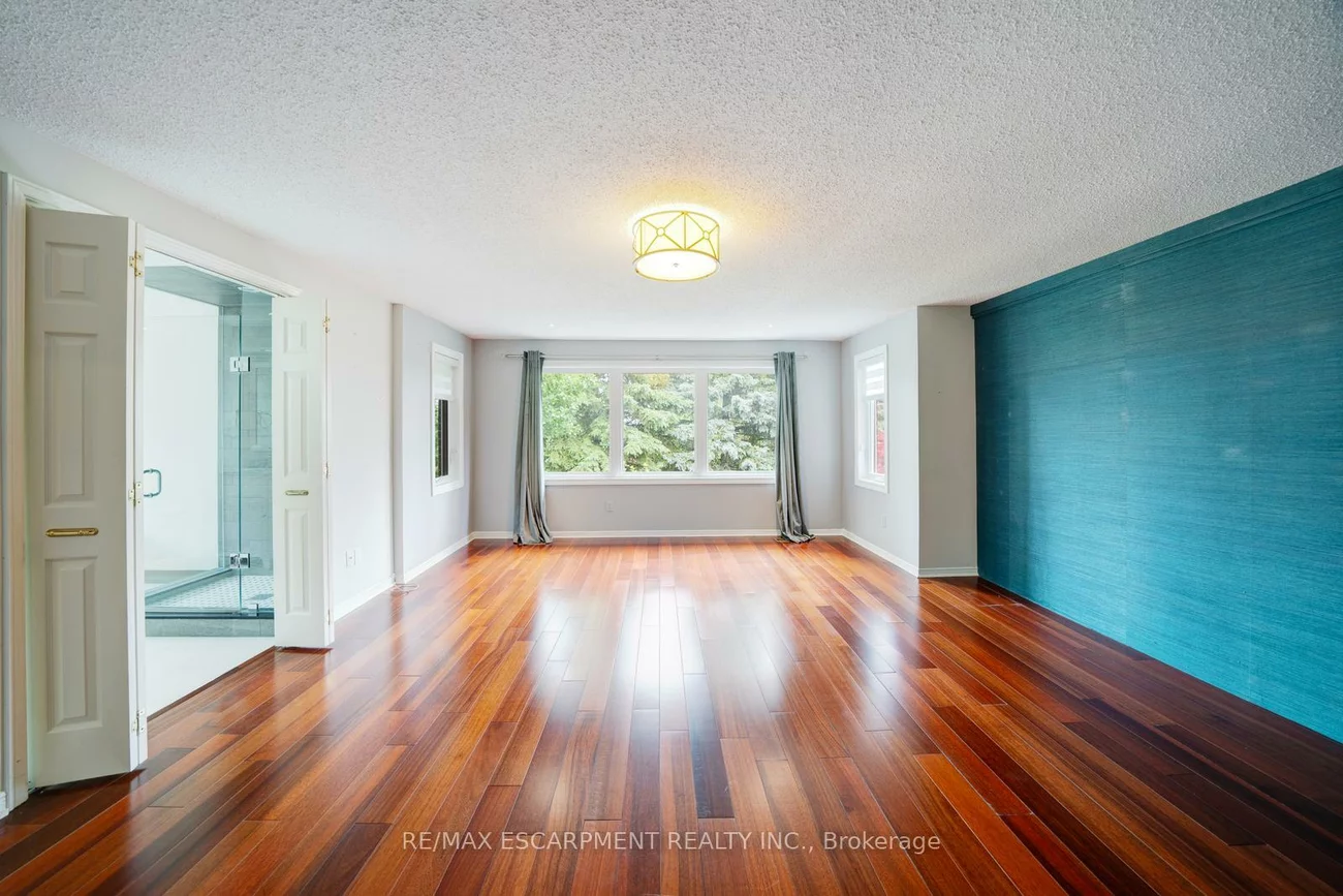 102, Crawford Rose, Aurora Heights, Aurora