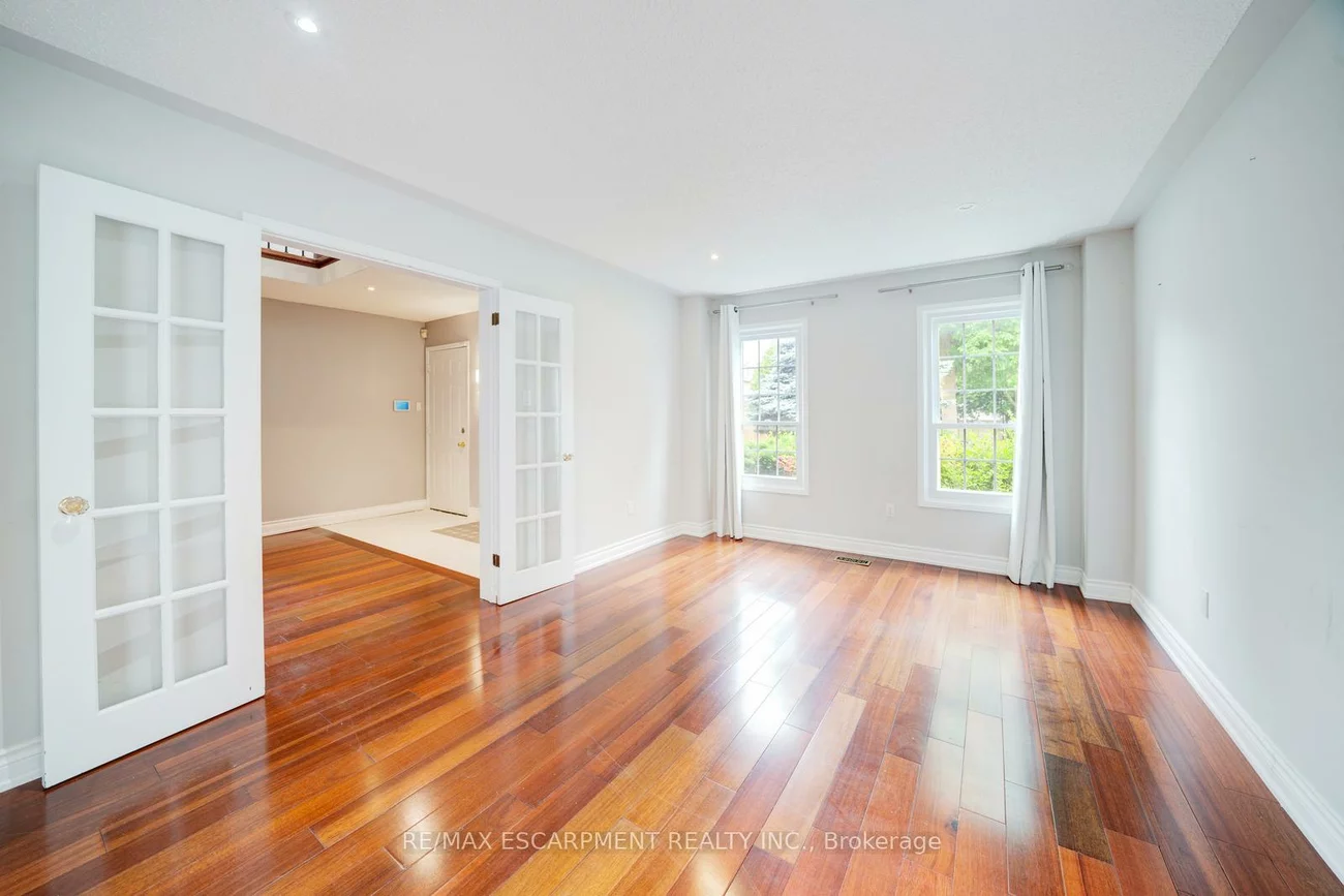 102, Crawford Rose, Aurora Heights, Aurora