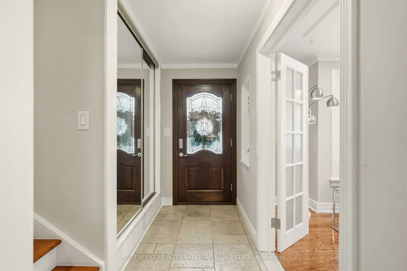 31, Mark, Aurora Village, Aurora