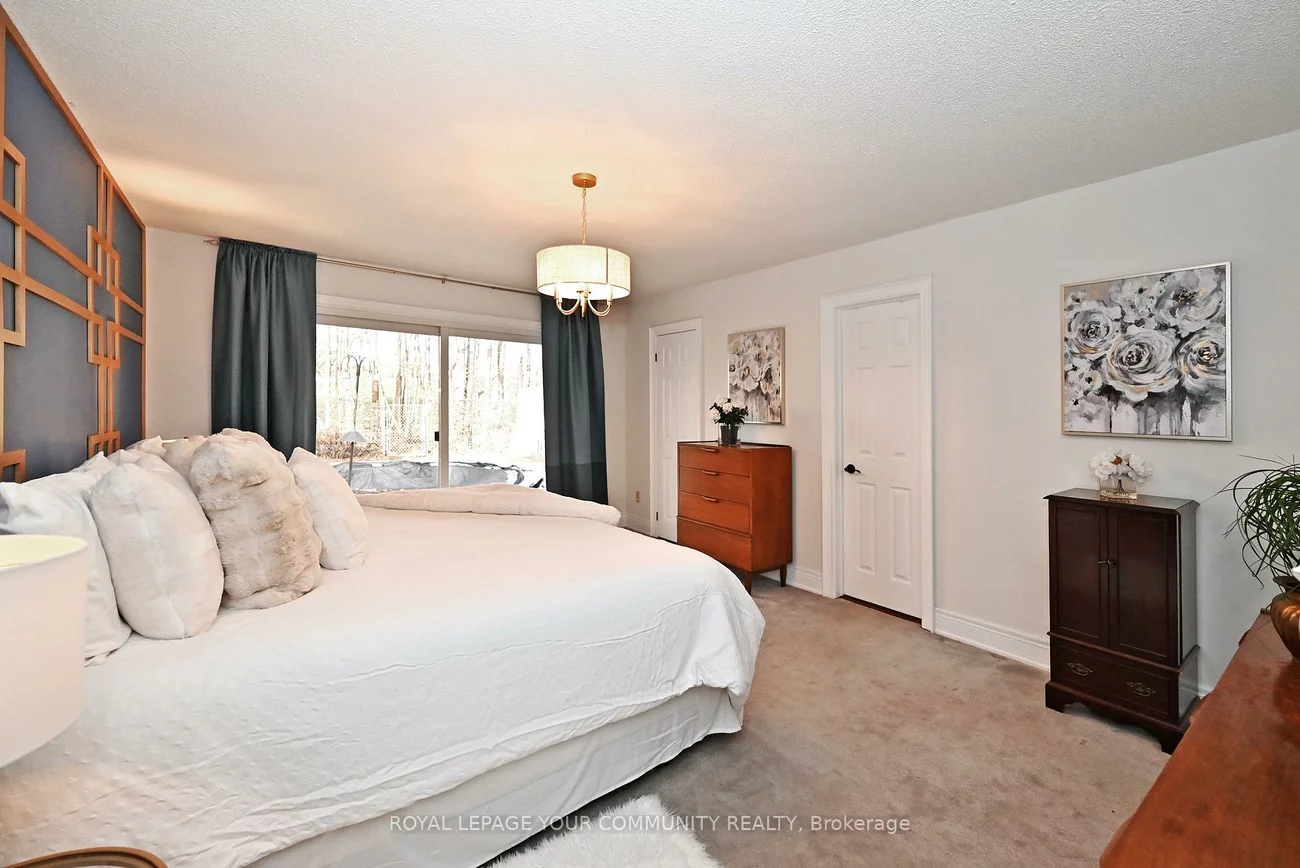 188, Kemano, Aurora Heights, Aurora