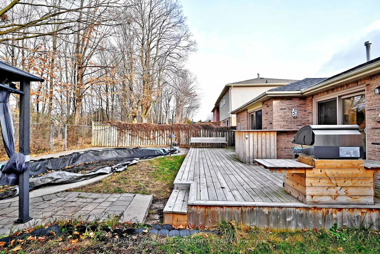 188, Kemano, Aurora Heights, Aurora