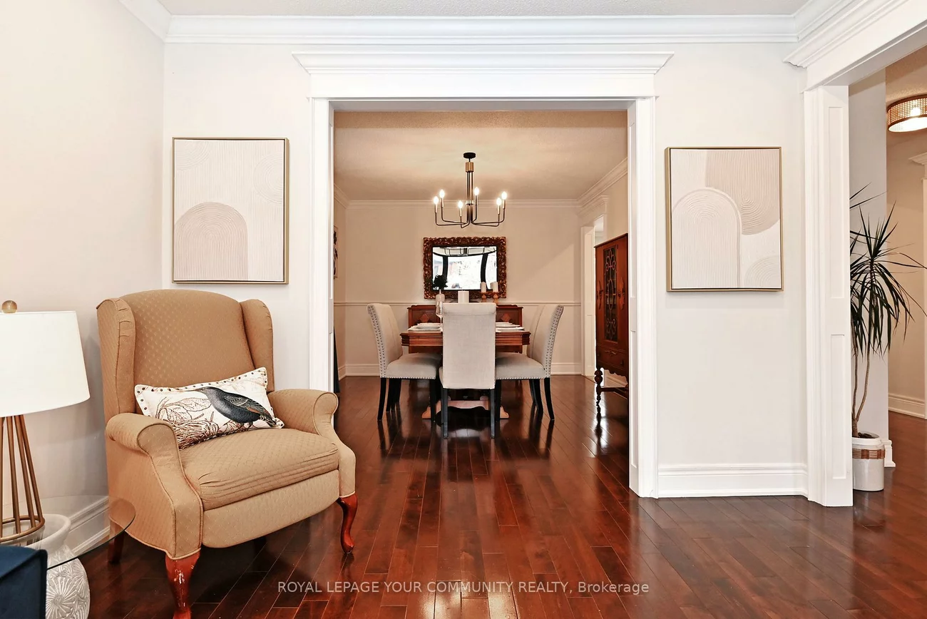 188, Kemano, Aurora Heights, Aurora