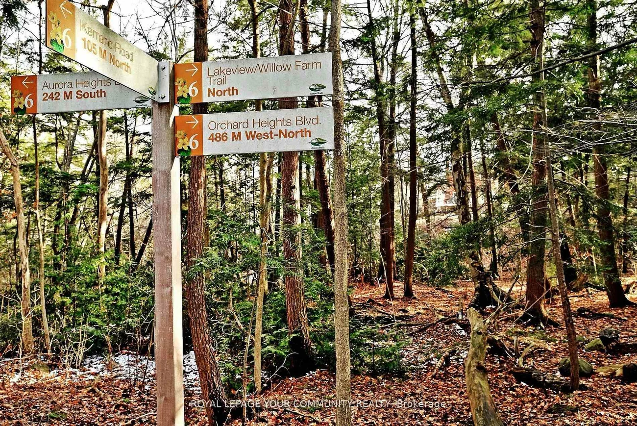 188, Kemano, Aurora Heights, Aurora