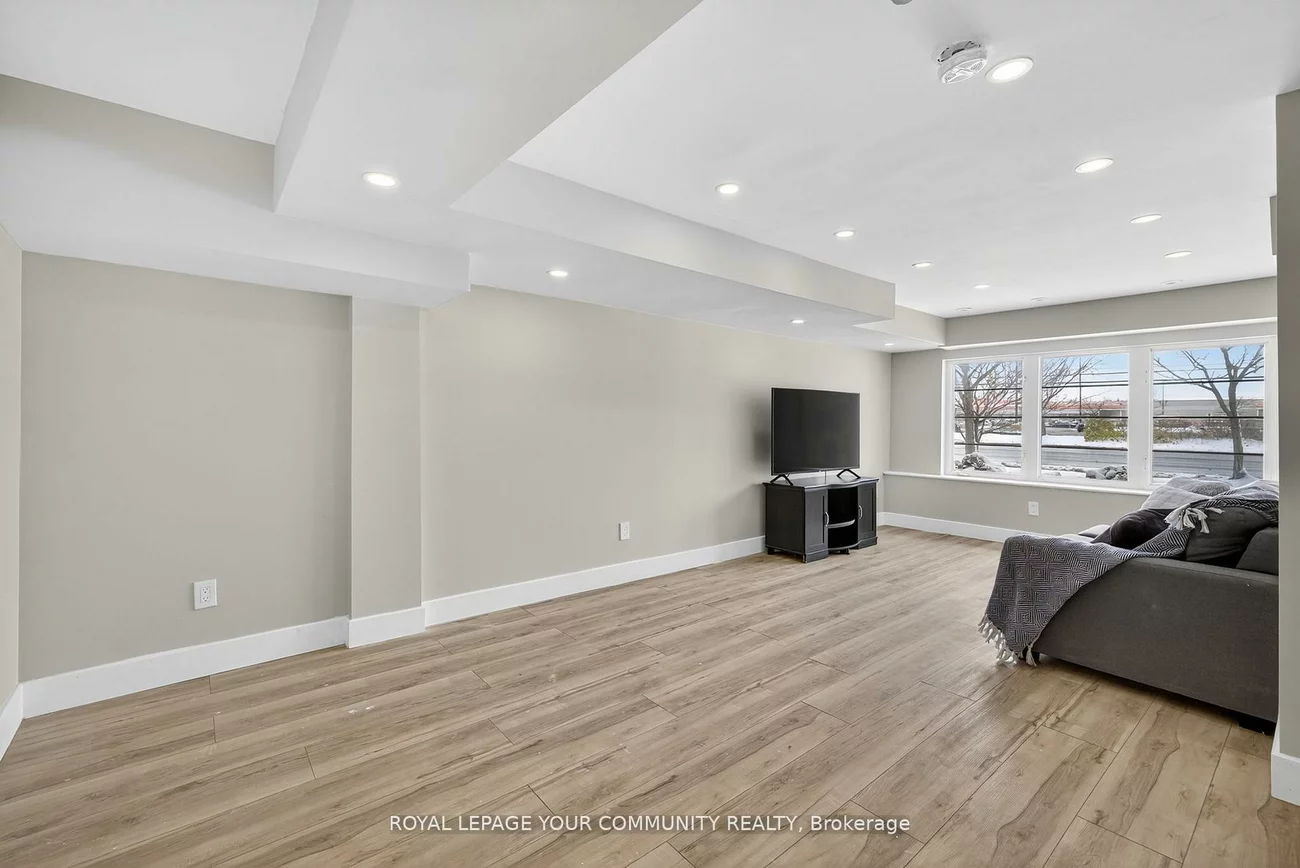 193, Zokol, Bayview Northeast, Aurora