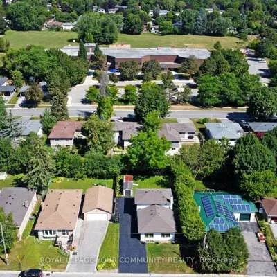 26, Kemano, Aurora Heights, Aurora