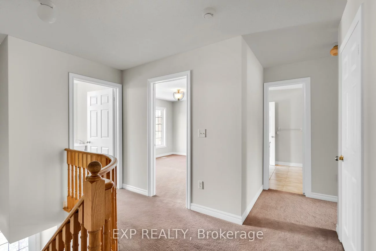 7, Wallwark, Bayview Northeast, Aurora