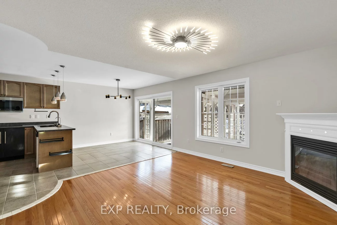 7, Wallwark, Bayview Northeast, Aurora