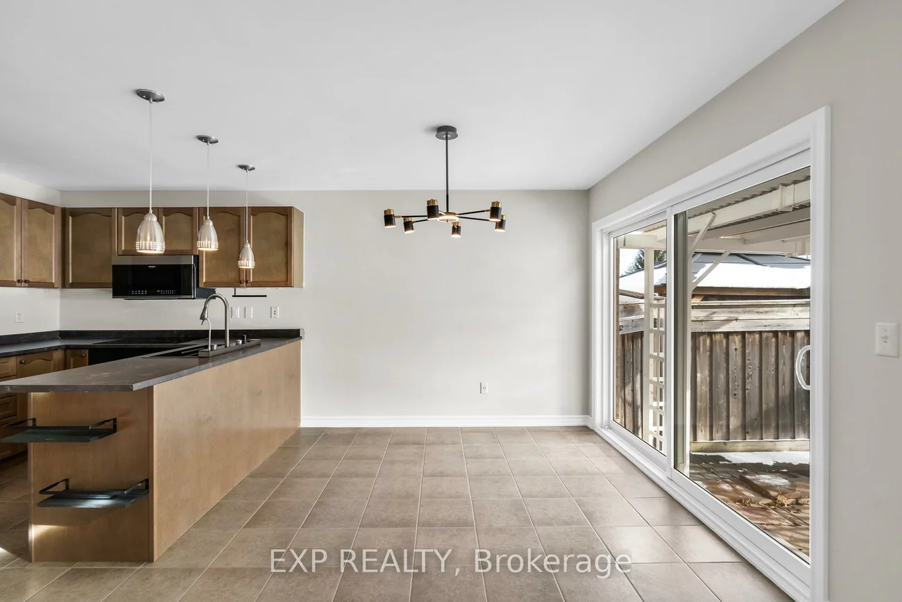 7, Wallwark, Bayview Northeast, Aurora