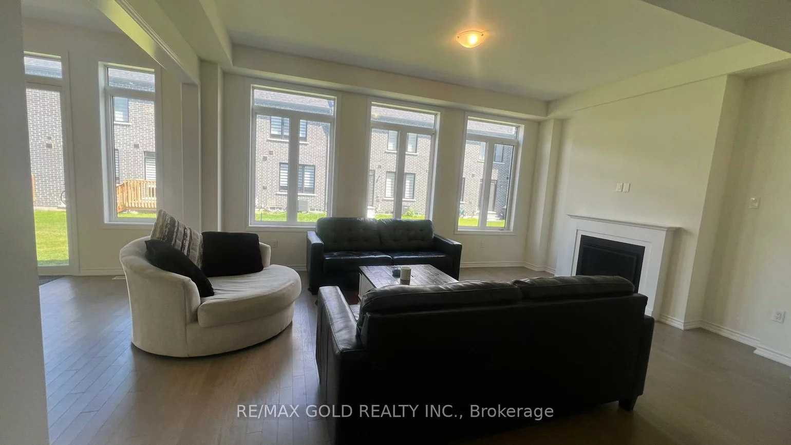 112, Weslock, Bayview Northeast, Aurora