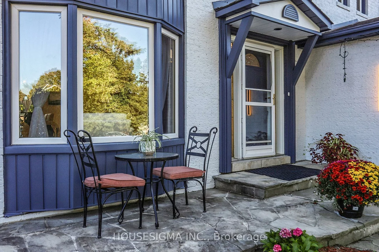 41, Underhill, Aurora Highlands, Aurora