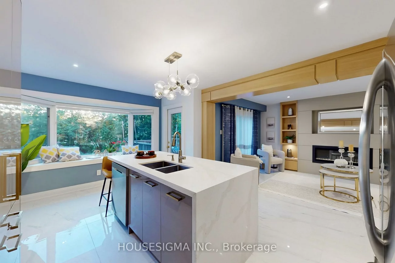 41, Underhill, Aurora Highlands, Aurora