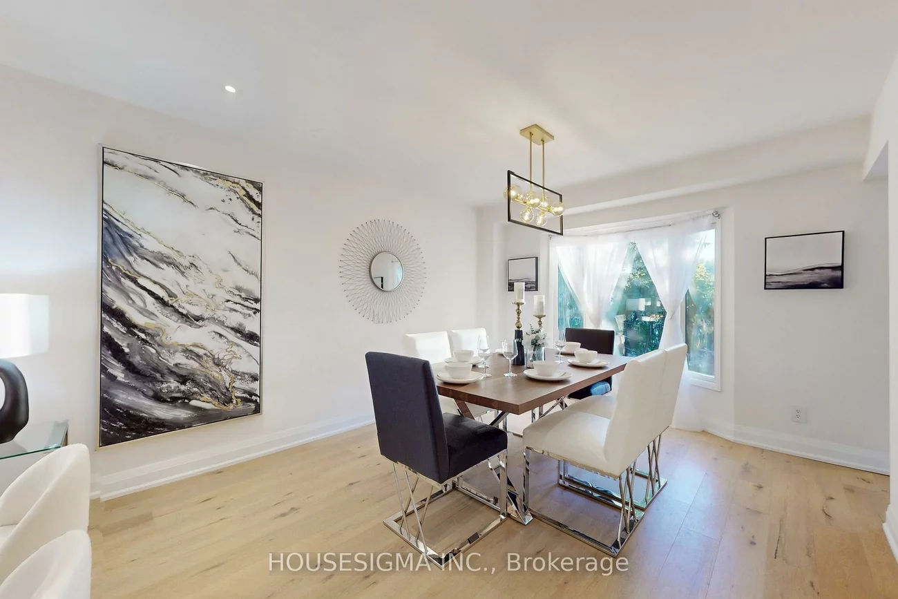 41, Underhill, Aurora Highlands, Aurora