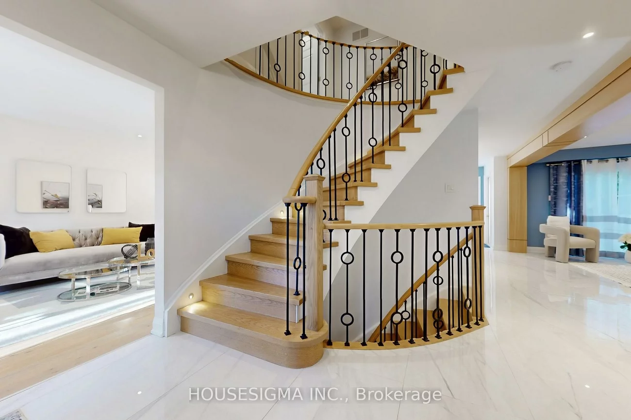 41, Underhill, Aurora Highlands, Aurora