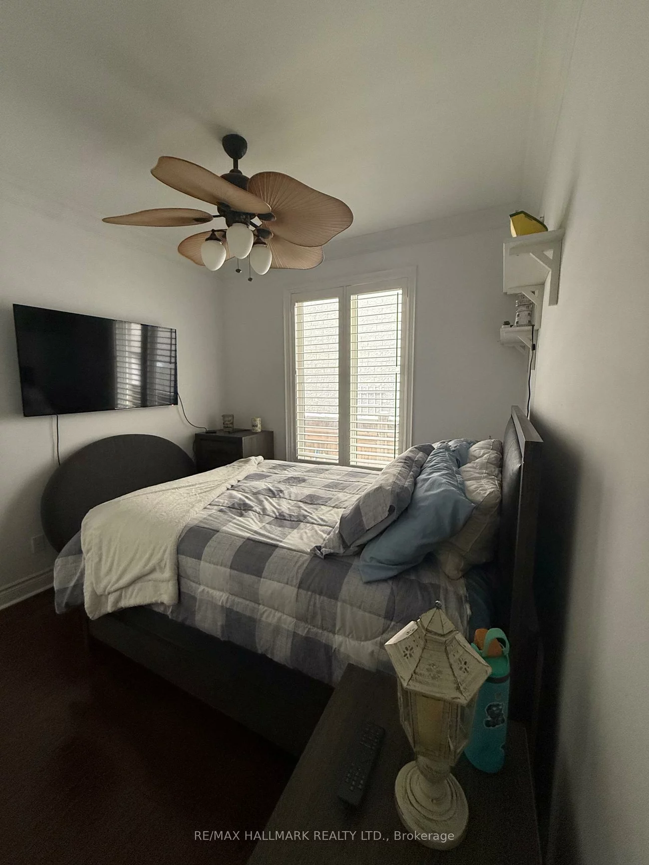 220, Tonner, Bayview Northeast, Aurora