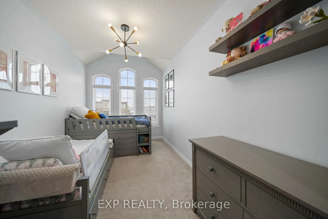 82, Gower, Rural Aurora, Aurora