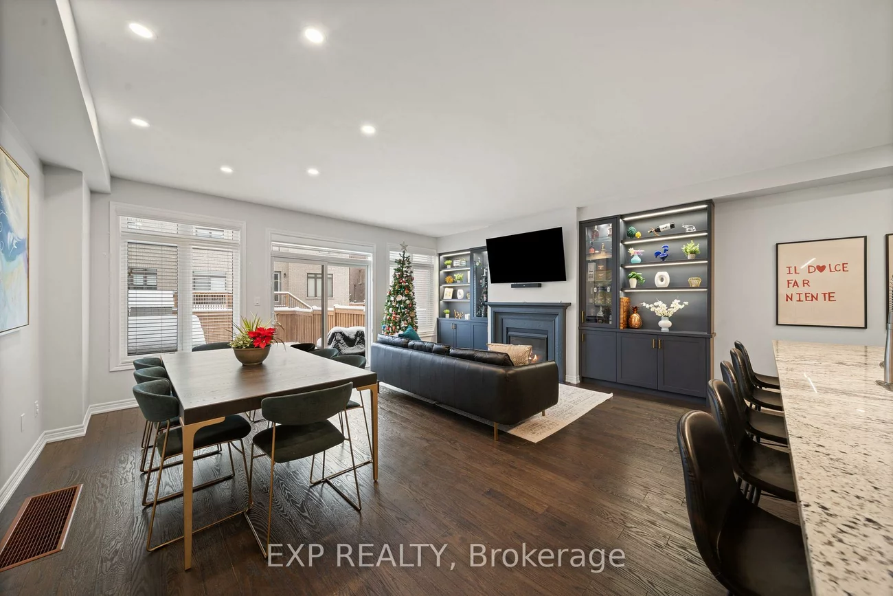 82, Gower, Rural Aurora, Aurora