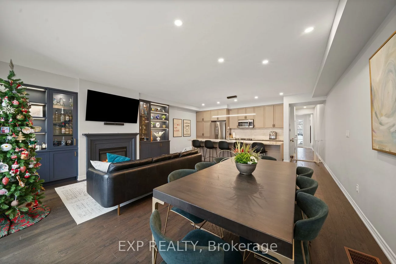 82, Gower, Rural Aurora, Aurora