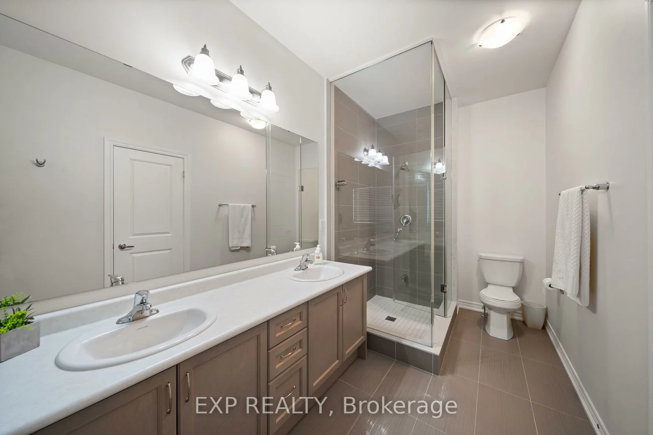 82, Gower, Rural Aurora, Aurora