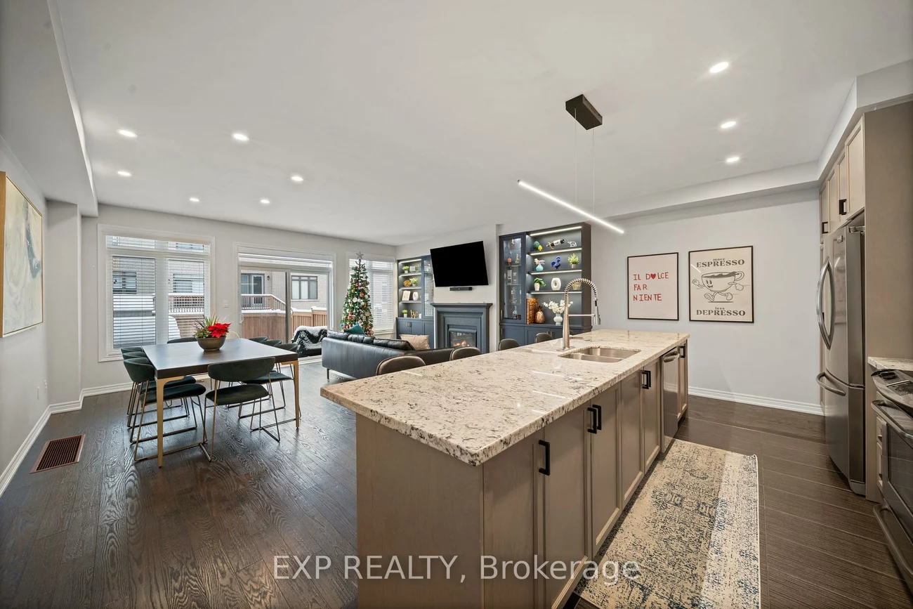 82, Gower, Rural Aurora, Aurora