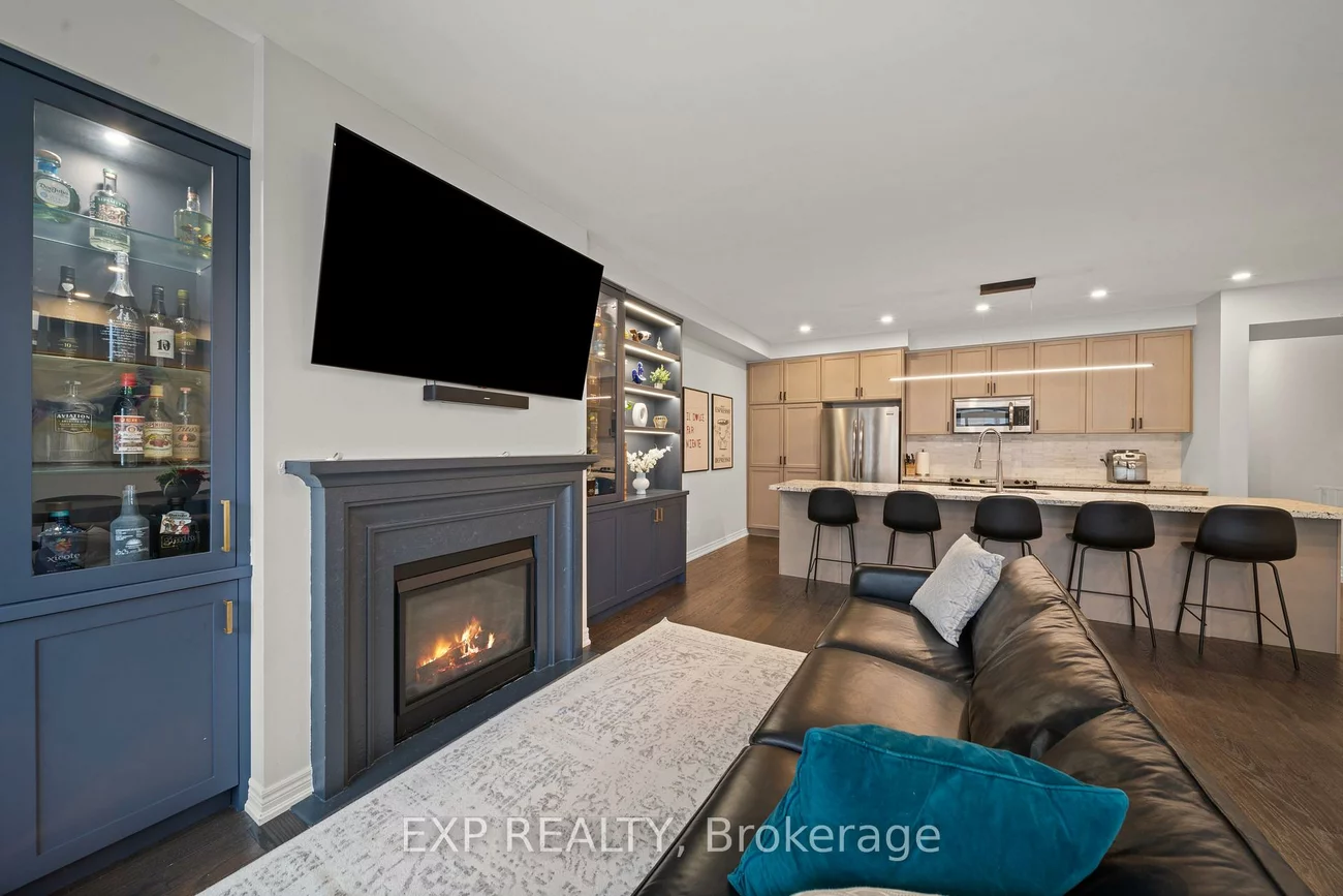 82, Gower, Rural Aurora, Aurora