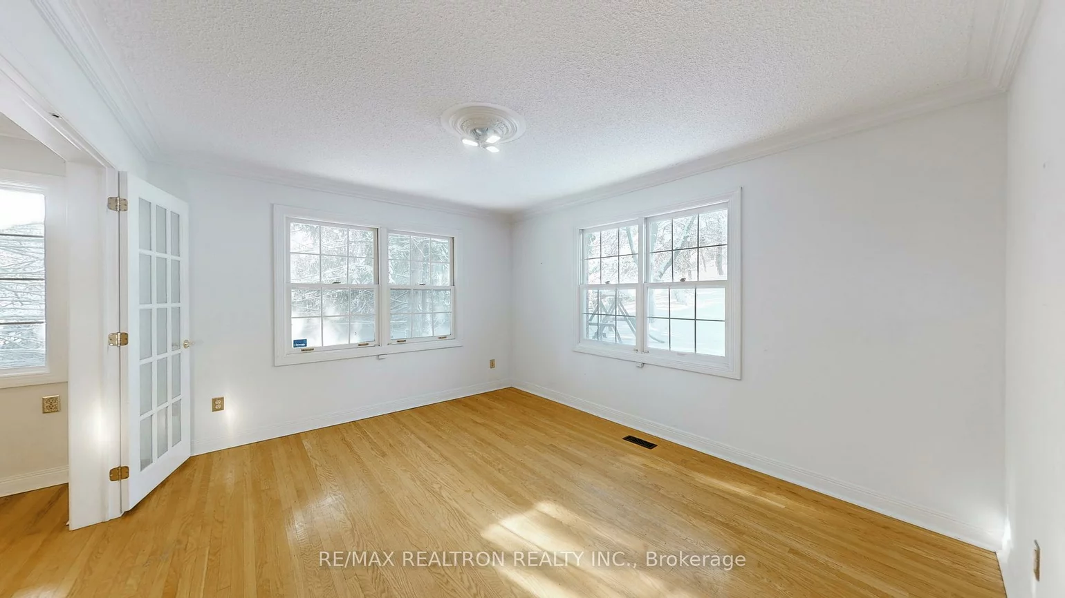 8, Blue Grass, Aurora Estates, Aurora