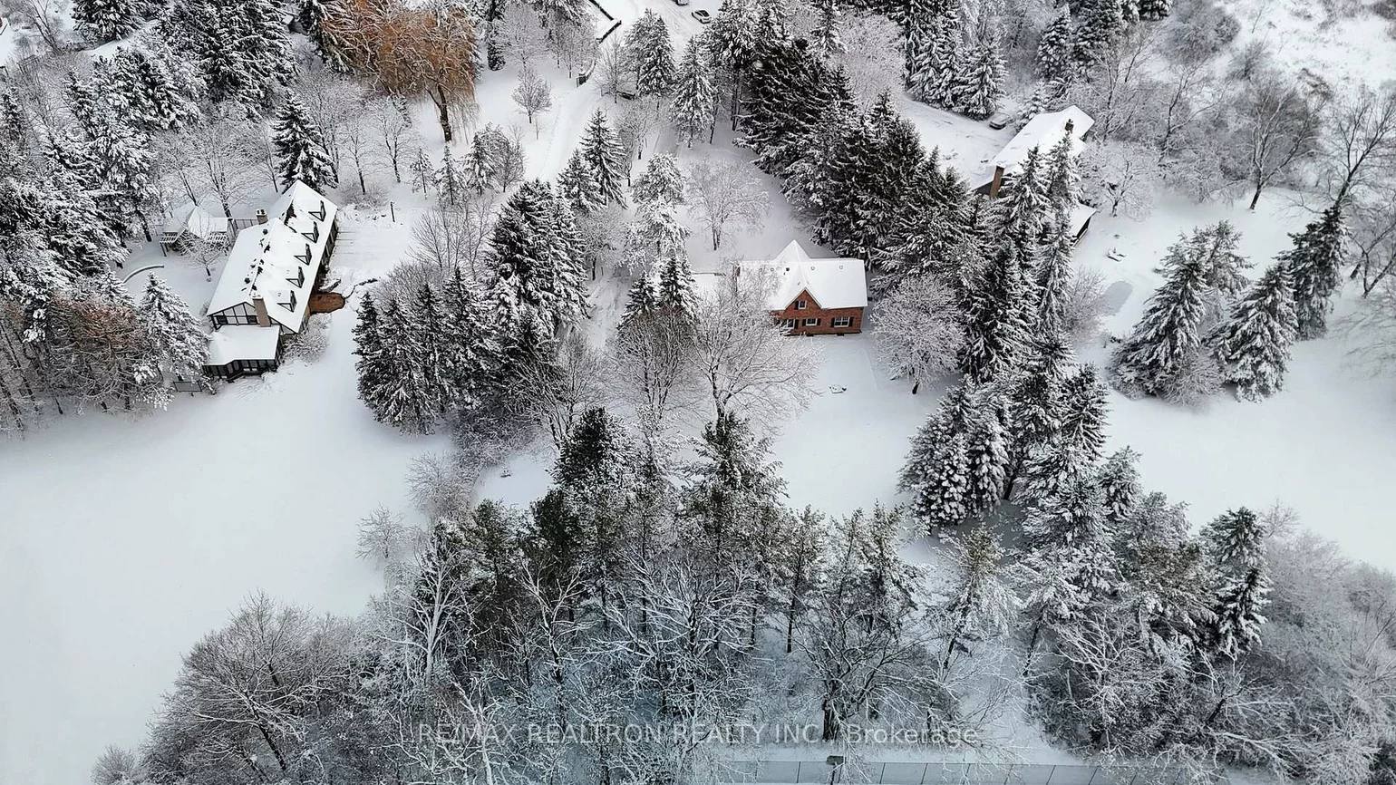 8, Blue Grass, Aurora Estates, Aurora