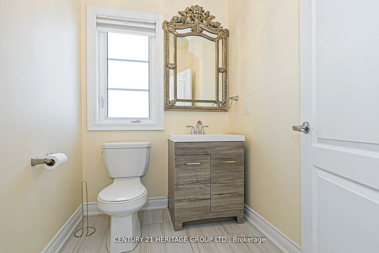 2, Roy Harper, Rural Aurora, Aurora