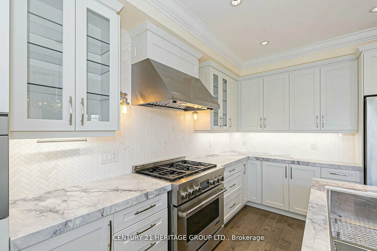 2, Roy Harper, Rural Aurora, Aurora