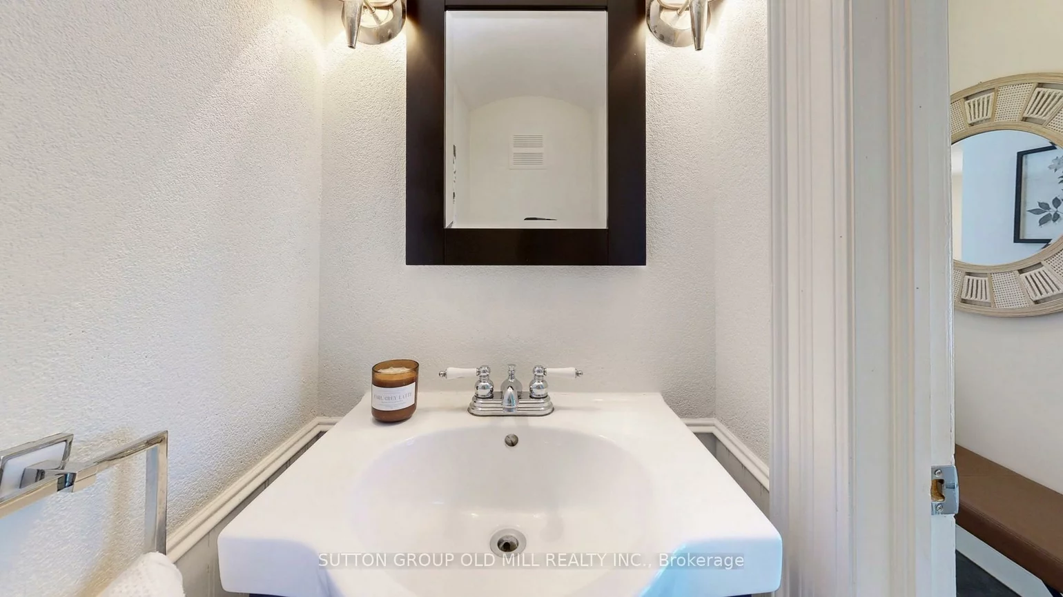 20, Springburn, Aurora Highlands, Aurora