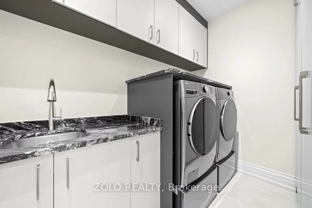 52, Child, Aurora Highlands, Aurora