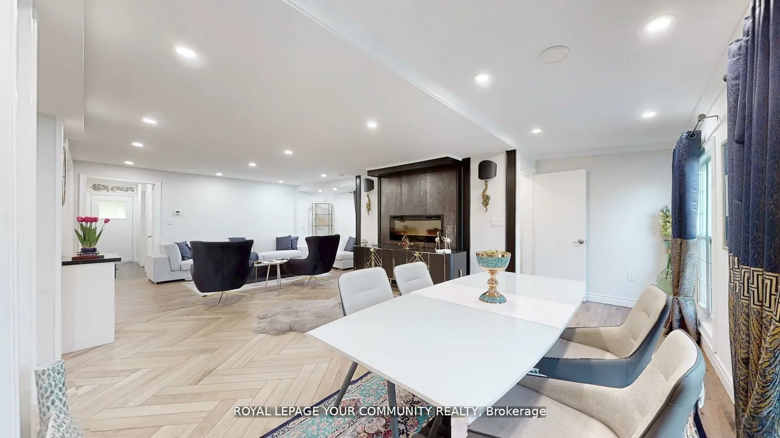 64, Machell, Aurora Village, Aurora