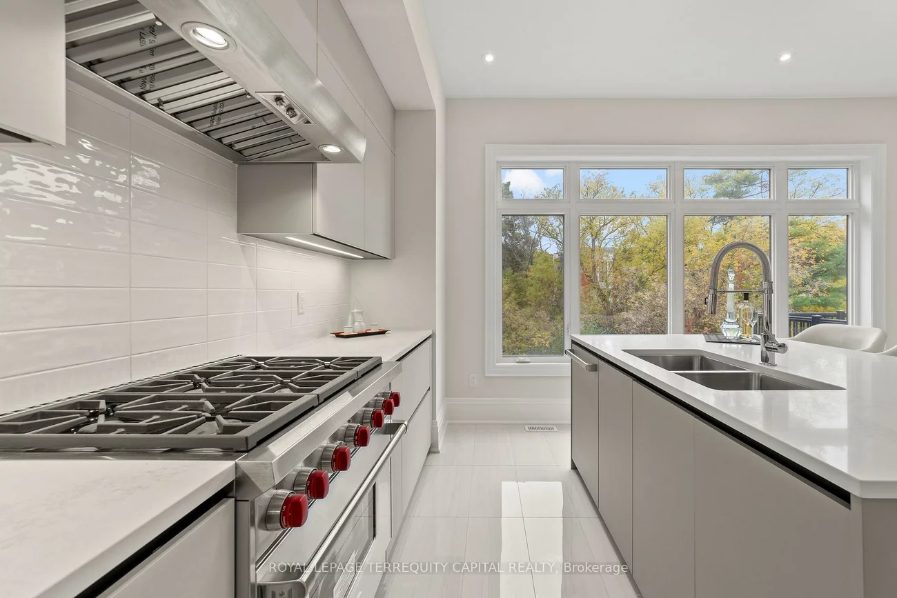 23, Kingwood, Aurora Estates, Aurora