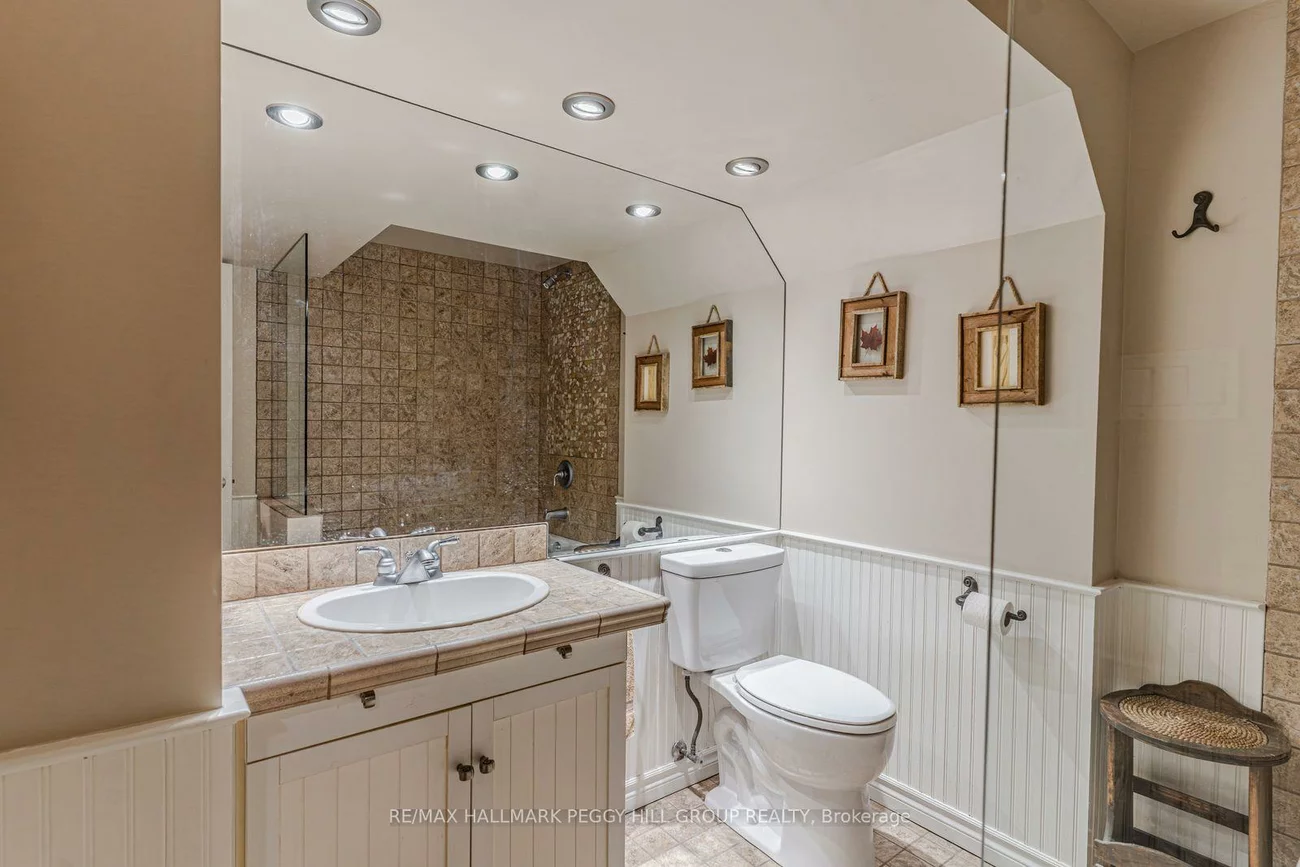 15, Charing, Aurora Highlands, Aurora