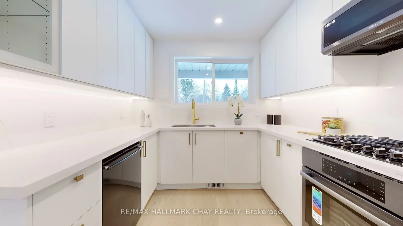 3, Davidson, Aurora Highlands, Aurora