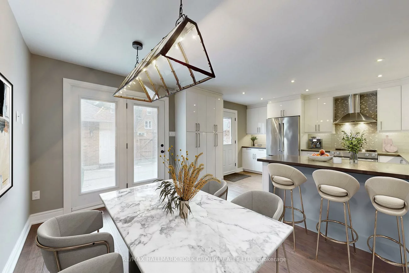 139, John West, Bayview Wellington, Aurora