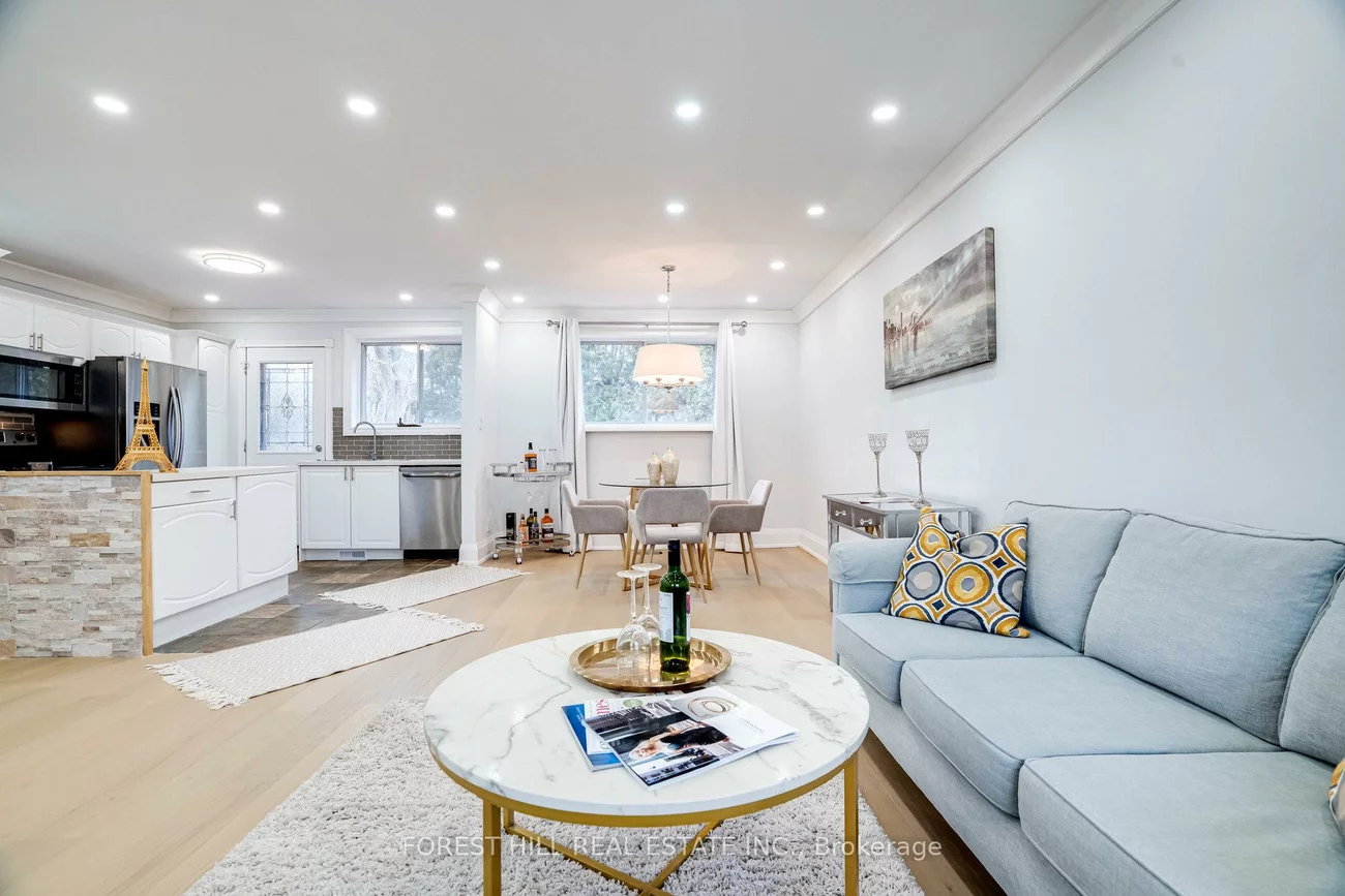 1, Willis, Aurora Highlands, Aurora