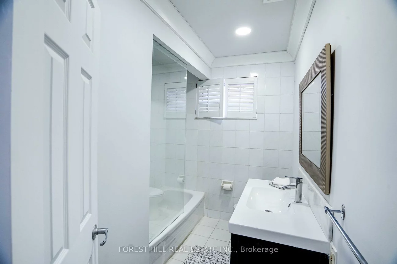 1, Willis, Aurora Highlands, Aurora