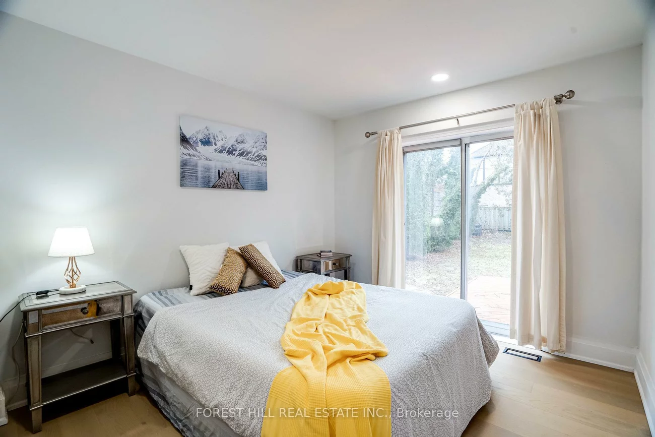 1, Willis, Aurora Highlands, Aurora