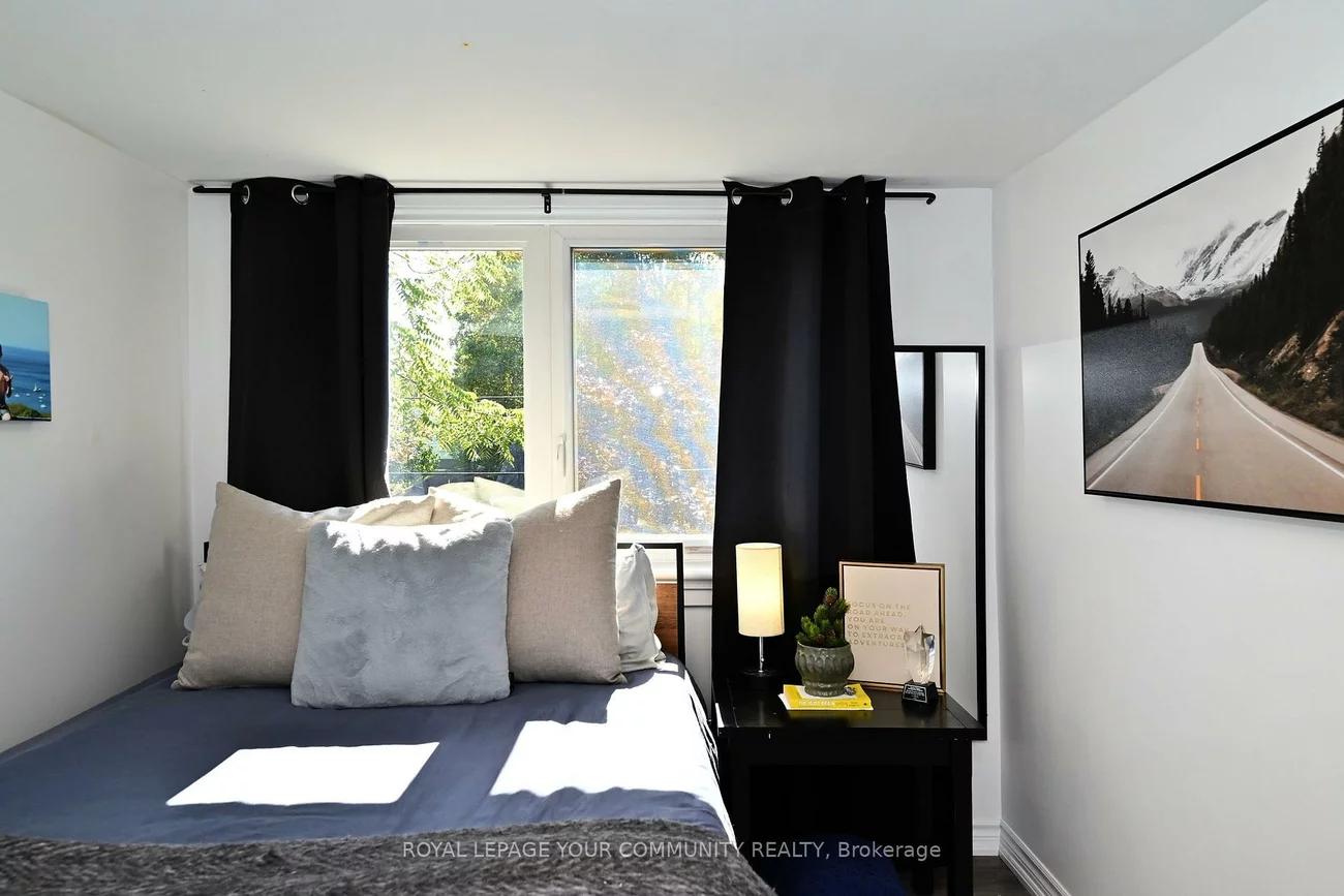 82, Centre, Aurora Village, Aurora