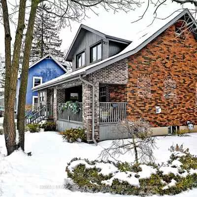 82, Centre, Aurora Village, Aurora