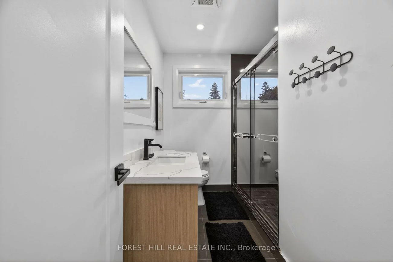 4, Holman, Aurora Highlands, Aurora