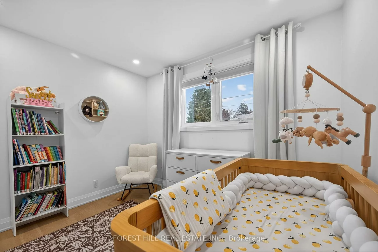 4, Holman, Aurora Highlands, Aurora