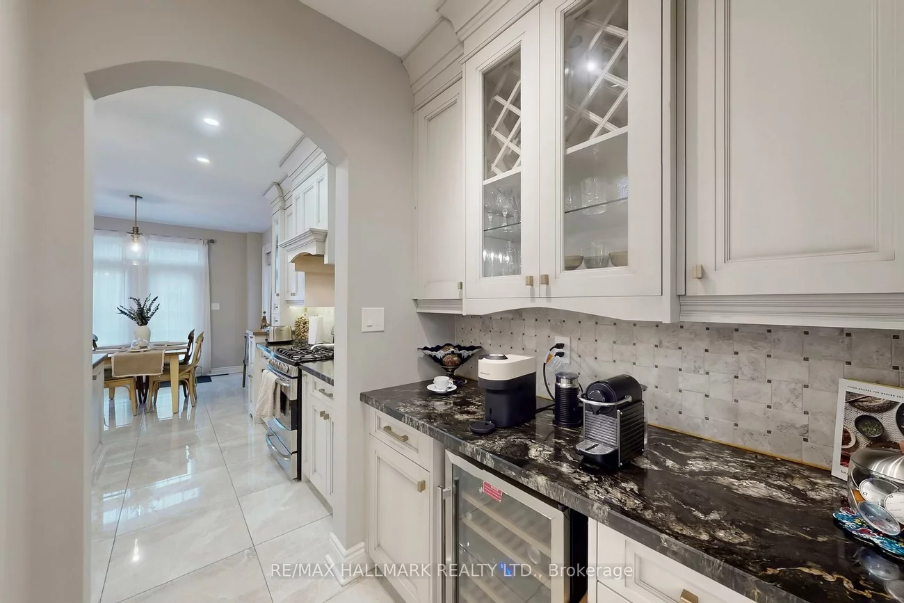 192, Tonner, Bayview Northeast, Aurora