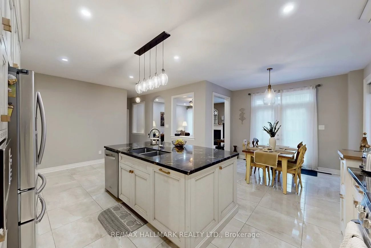 192, Tonner, Bayview Northeast, Aurora