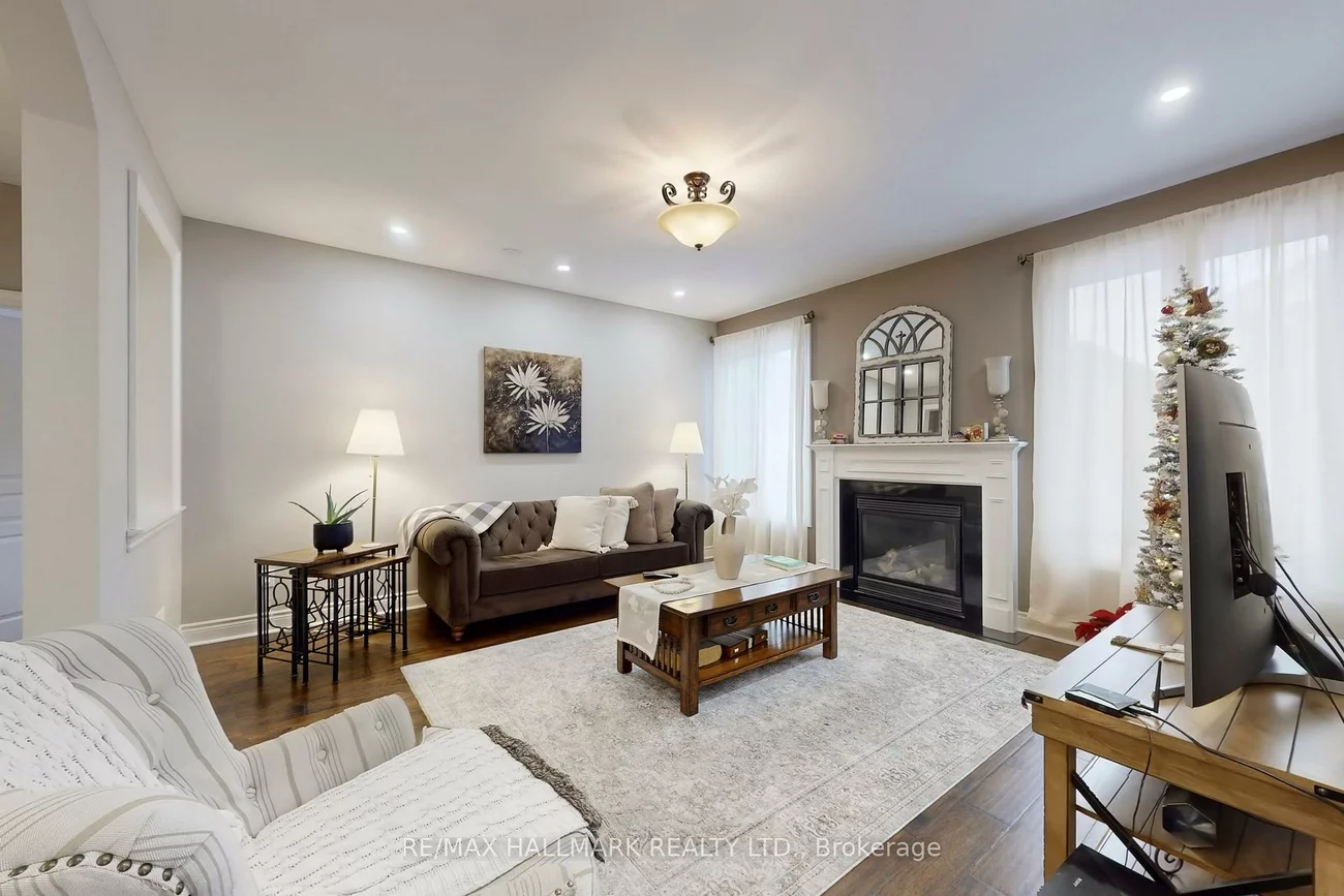 192, Tonner, Bayview Northeast, Aurora